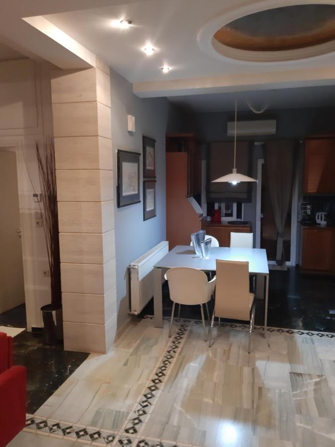 Elegante Apartamento Centrale Trikala  Exterior photo
